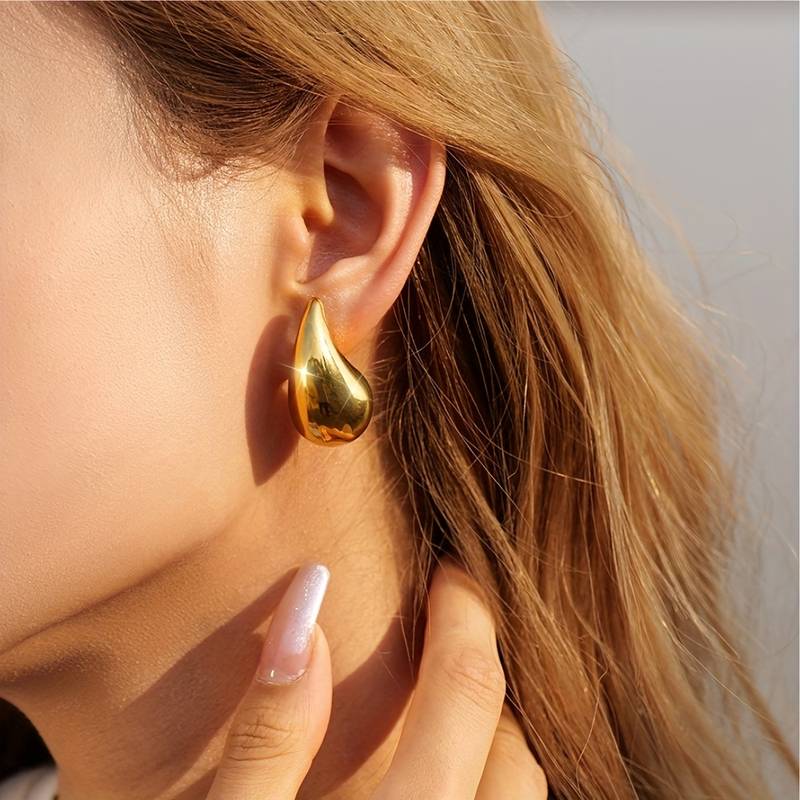 Freya™ Drop Earrings