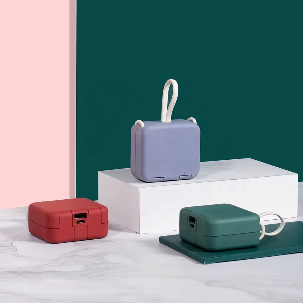 ChargeMate™ Mini Power Bank and Phone Holder