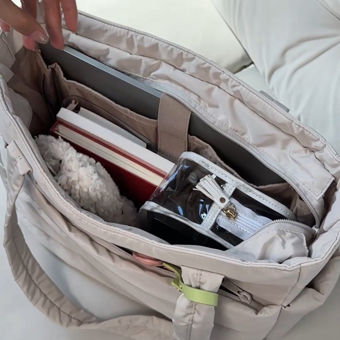 Alicia™ Puffer Bag